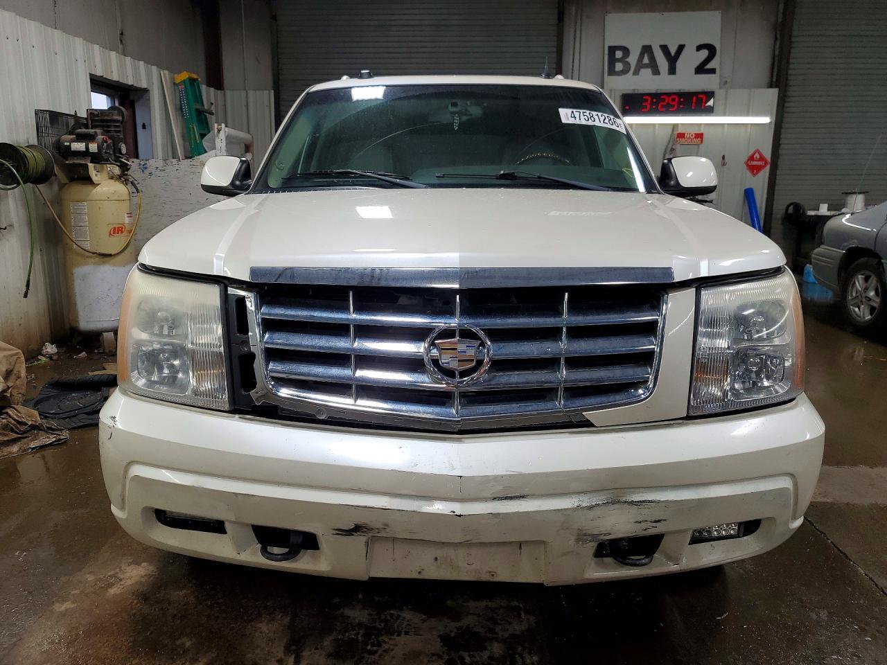 2005 Cadillac Escalade Esv - Фото 5