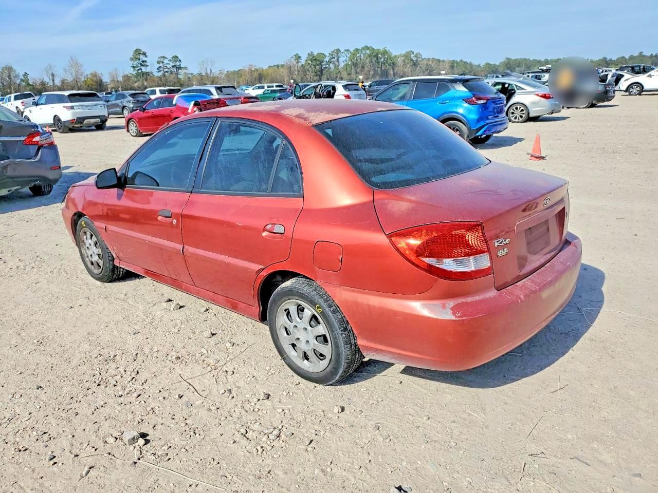 2003 Kia Rio - Фото 2