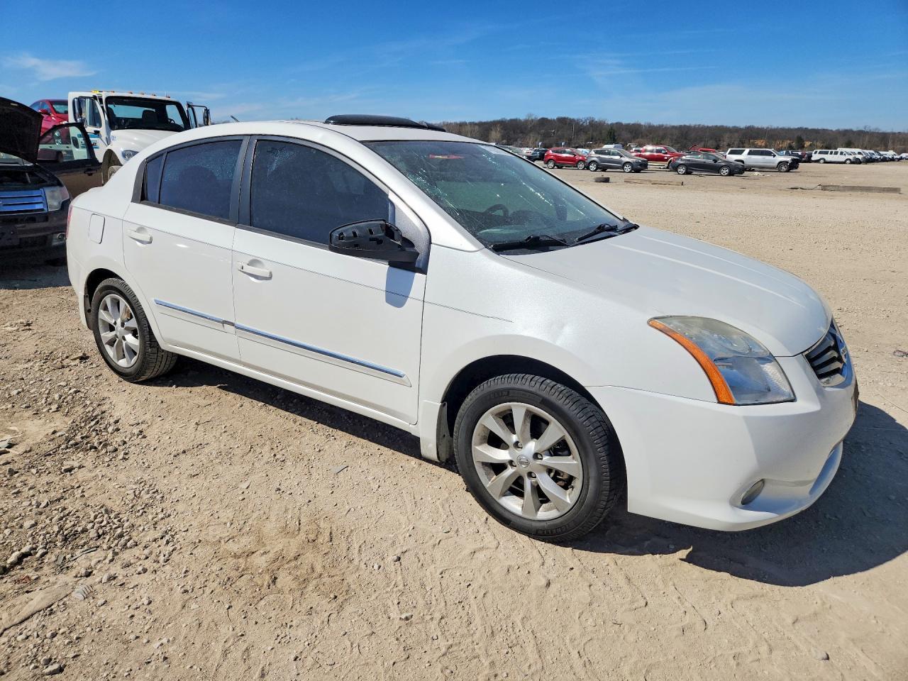 2010 Nissan Sentra 2.0 - Фото 4