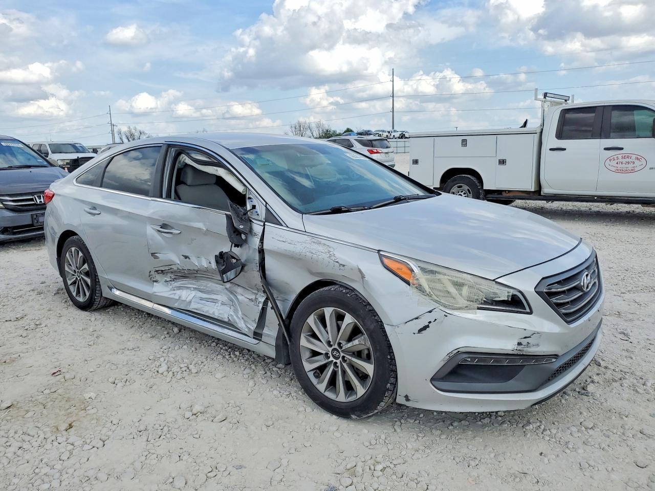 2017 Hyundai Sonata Sport - Фото 4
