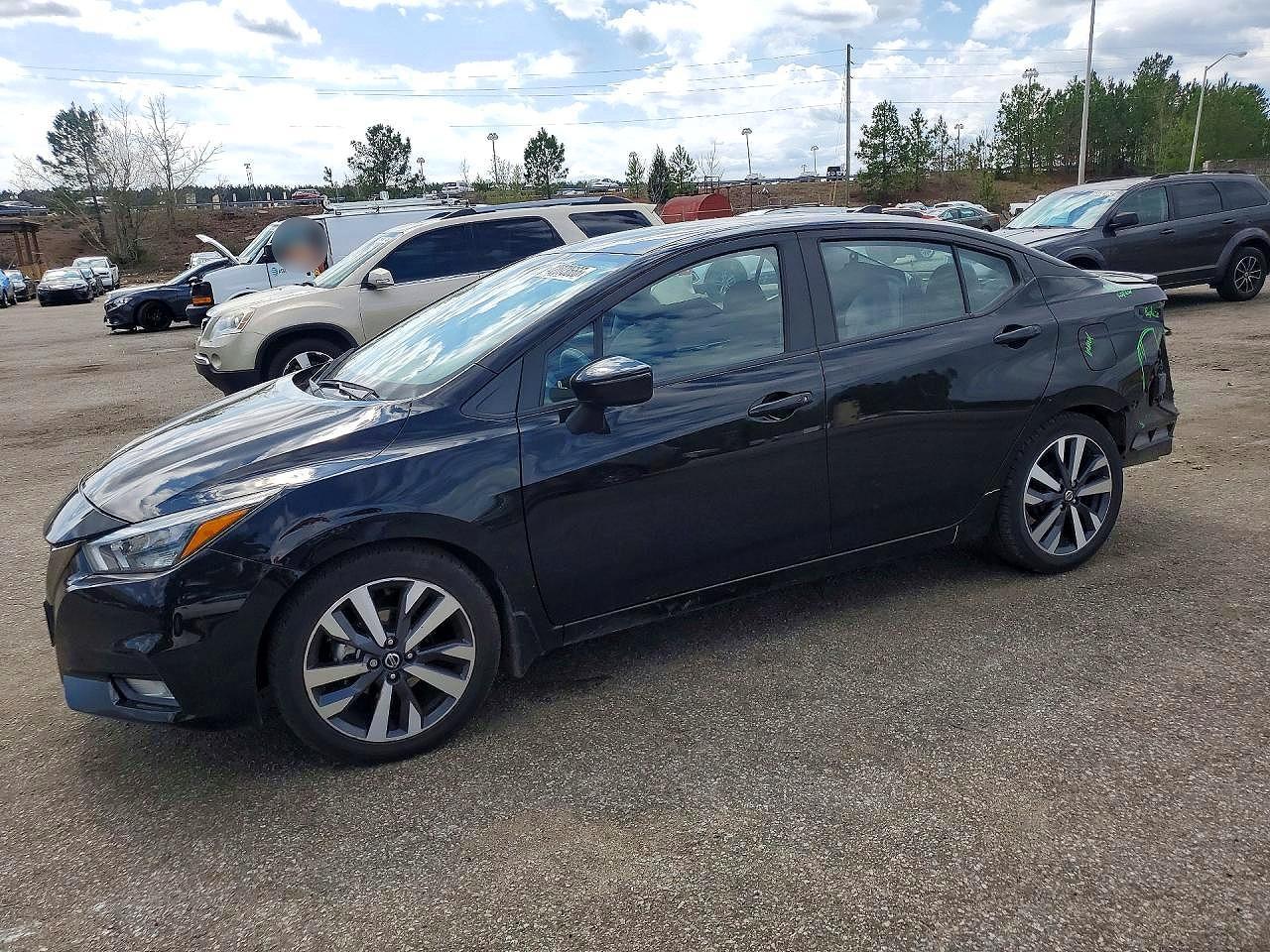 2021 Niss Versa Sr