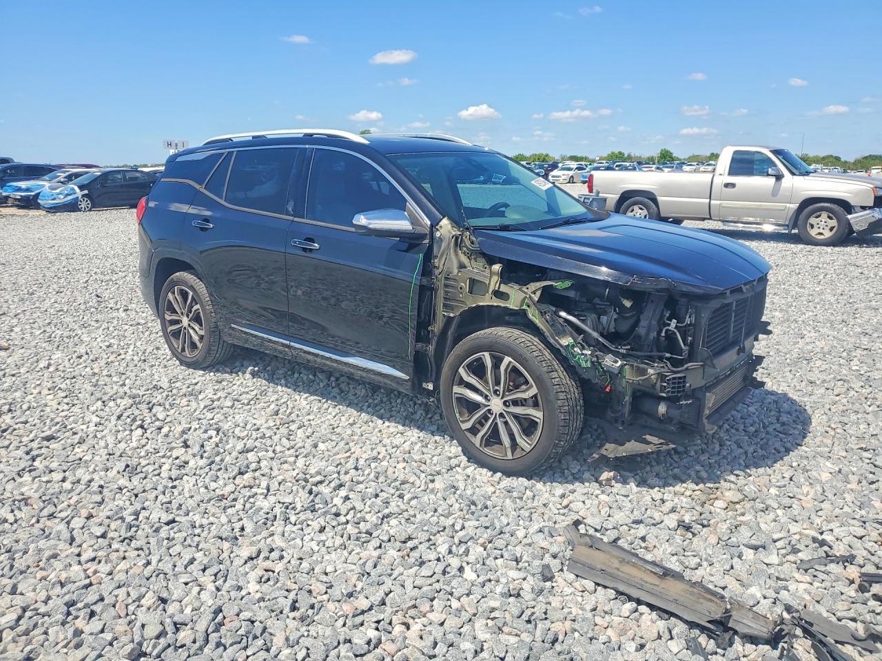 2019 GMC Terrain Denali - Image 4