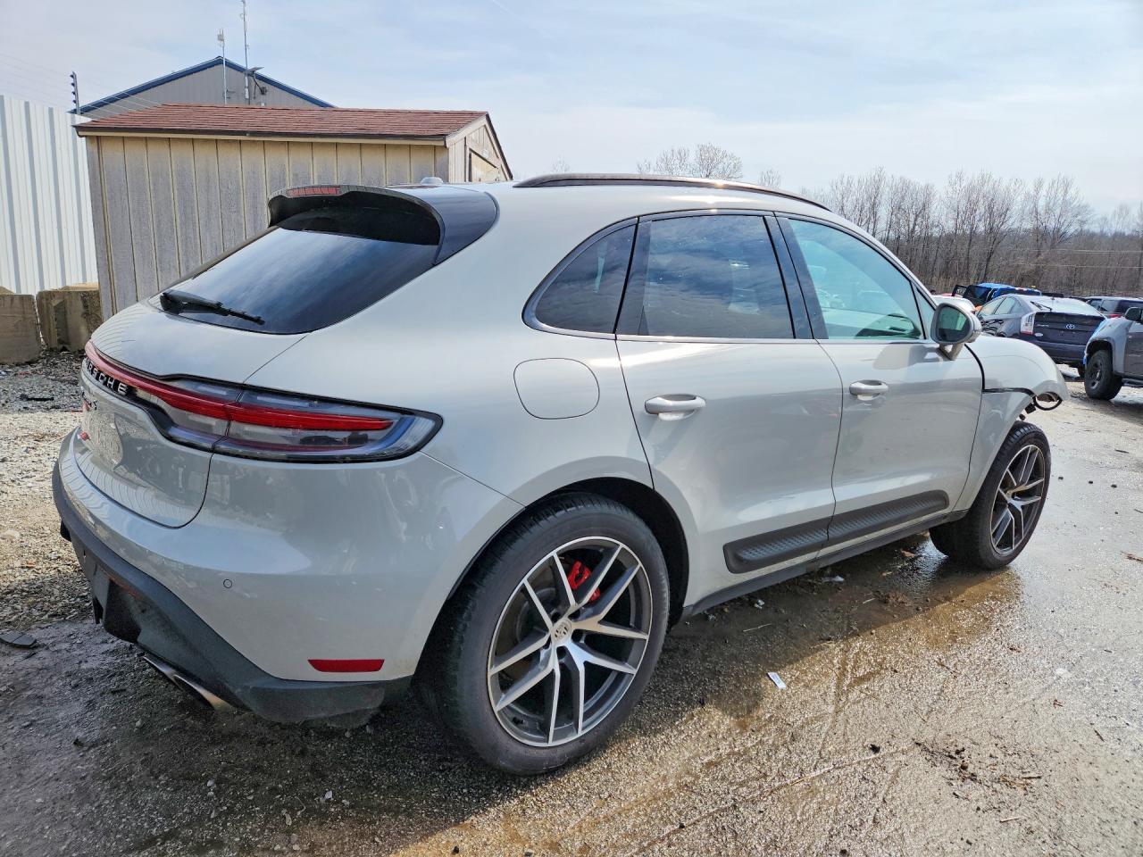2024 Porsche Macan S - Фото 3