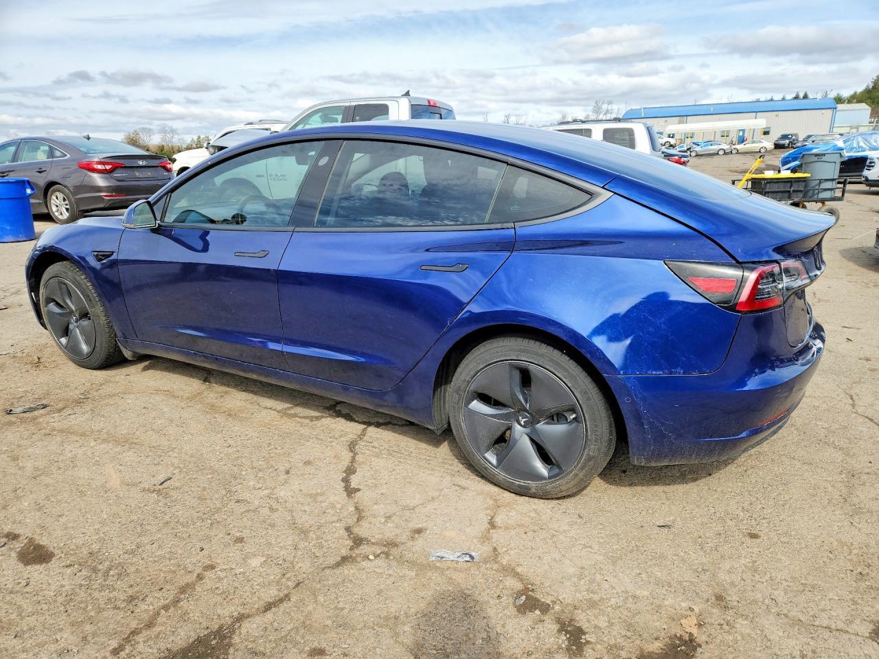 2020 Tesla Model 3 - Image 2