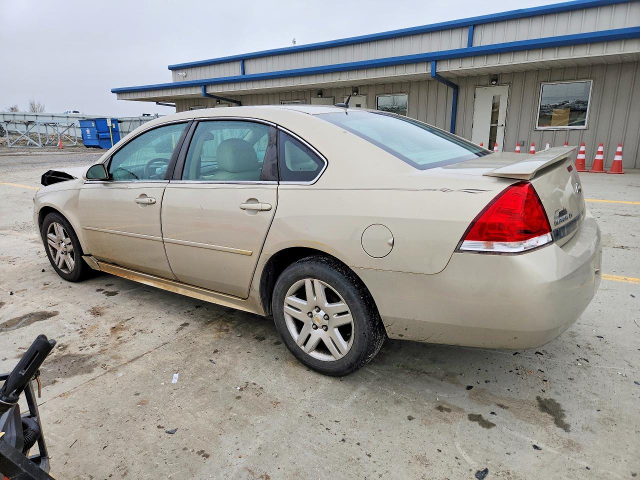 2010 Chevrolet Impala Lt - Фото 2
