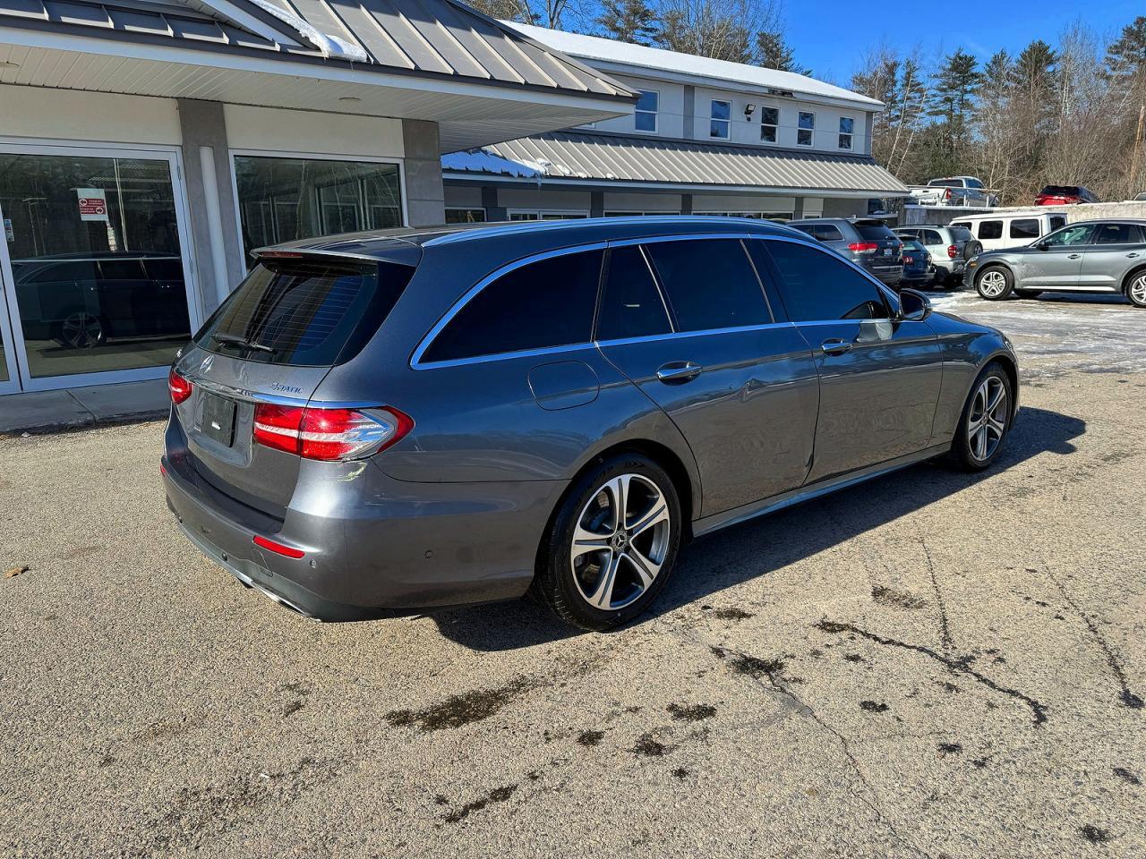 2017 Mercedes-Benz E 400 4Matic - Фото 4