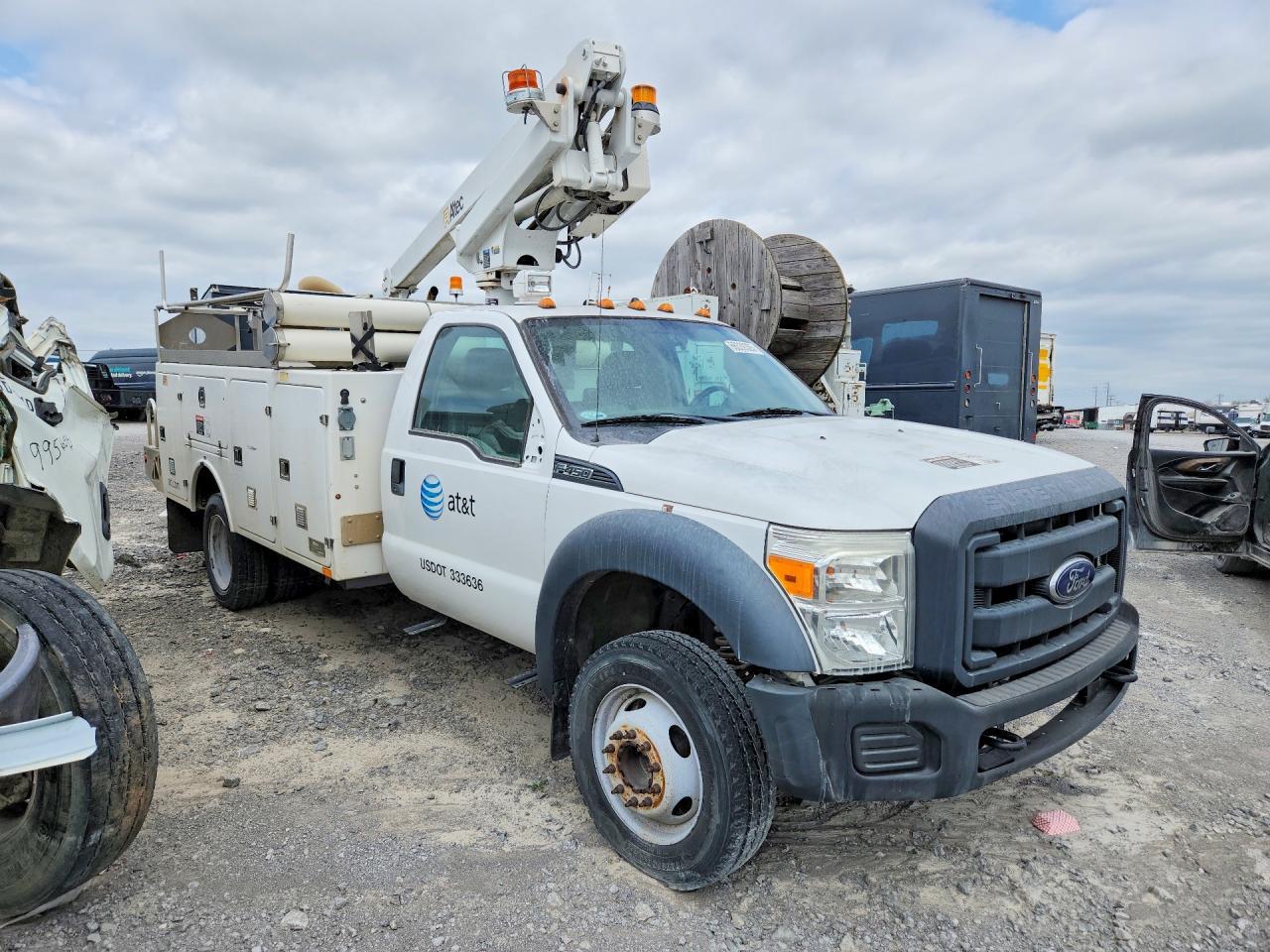 2013 Ford F450 Super Duty - Image 4