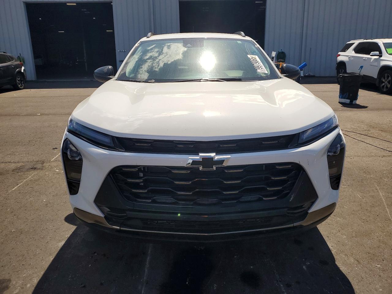 2025 Chevrolet Trax Activ - Image 5
