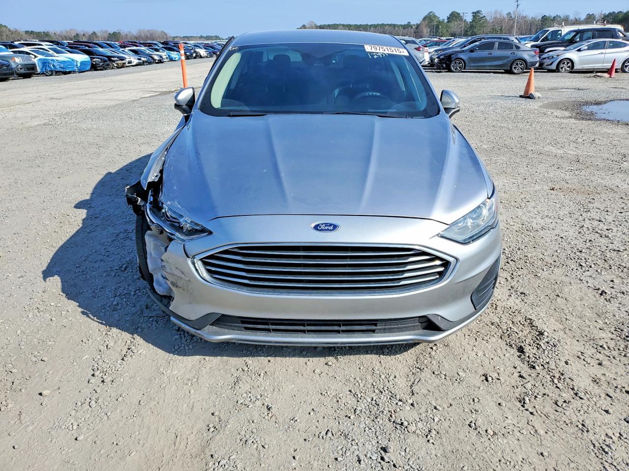 2020 Ford Fusion Se - Фото 5