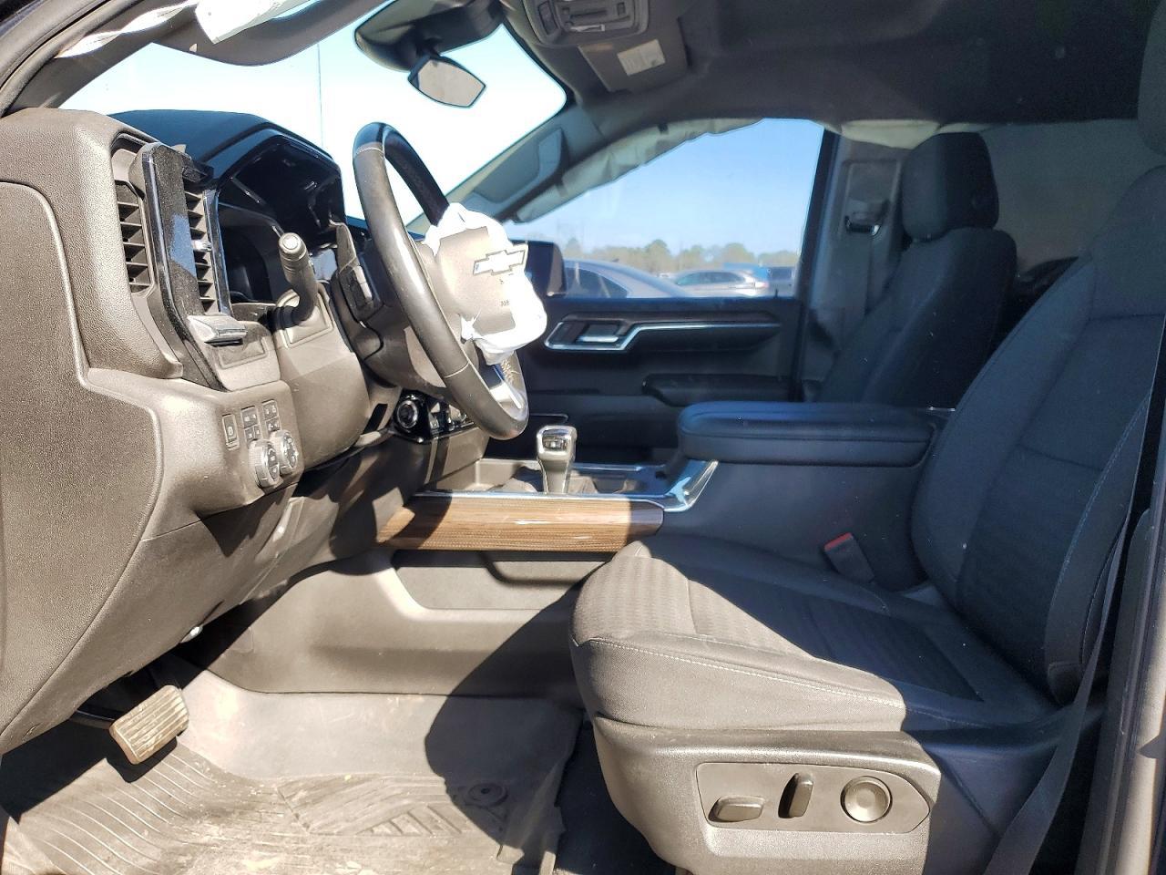 2024 Chevrolet Silverado K1500 Lt - Image 7