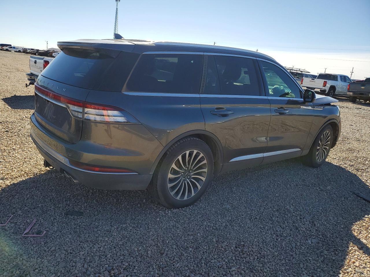 2020 Lincoln Aviator Reserve - Image 3