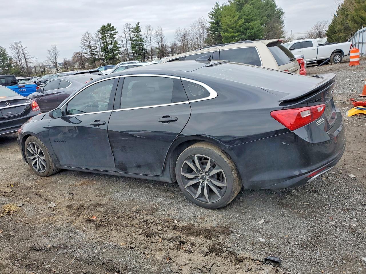 2021 Chevrolet Malibu Rs - Image 2