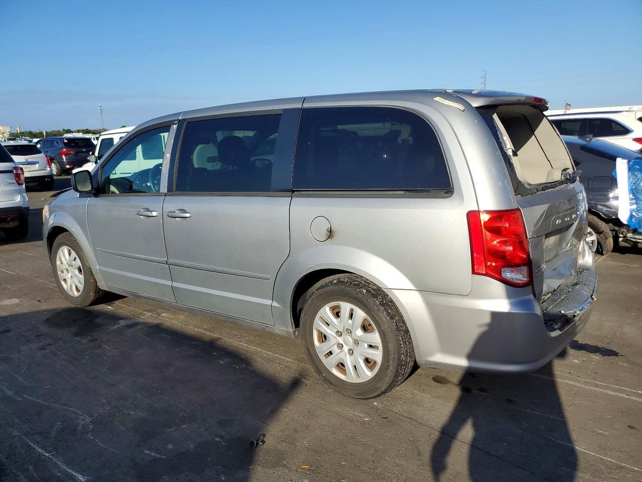 2014 Dodge Grand Caravan Se - Image 2