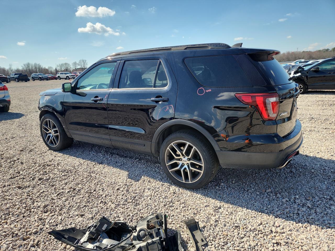 2016 Ford Explorer Sport - Фото 2