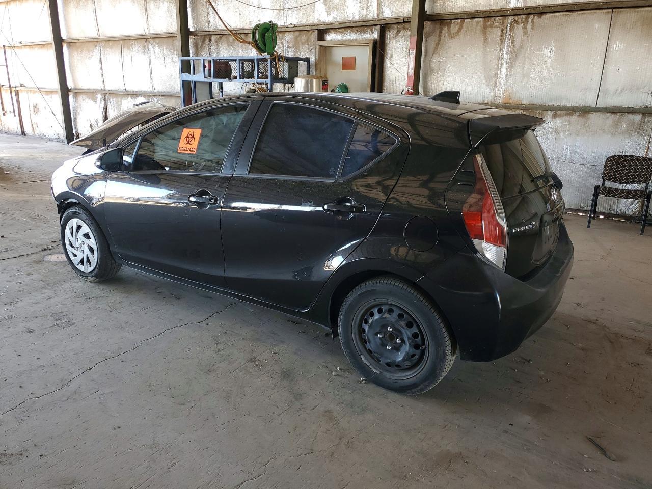 2016 Toyota Prius C Two - Фото 2