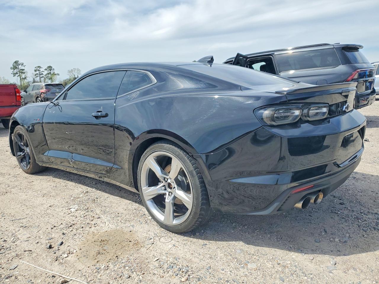 2023 Chevrolet Camaro Lt1 - Фото 2