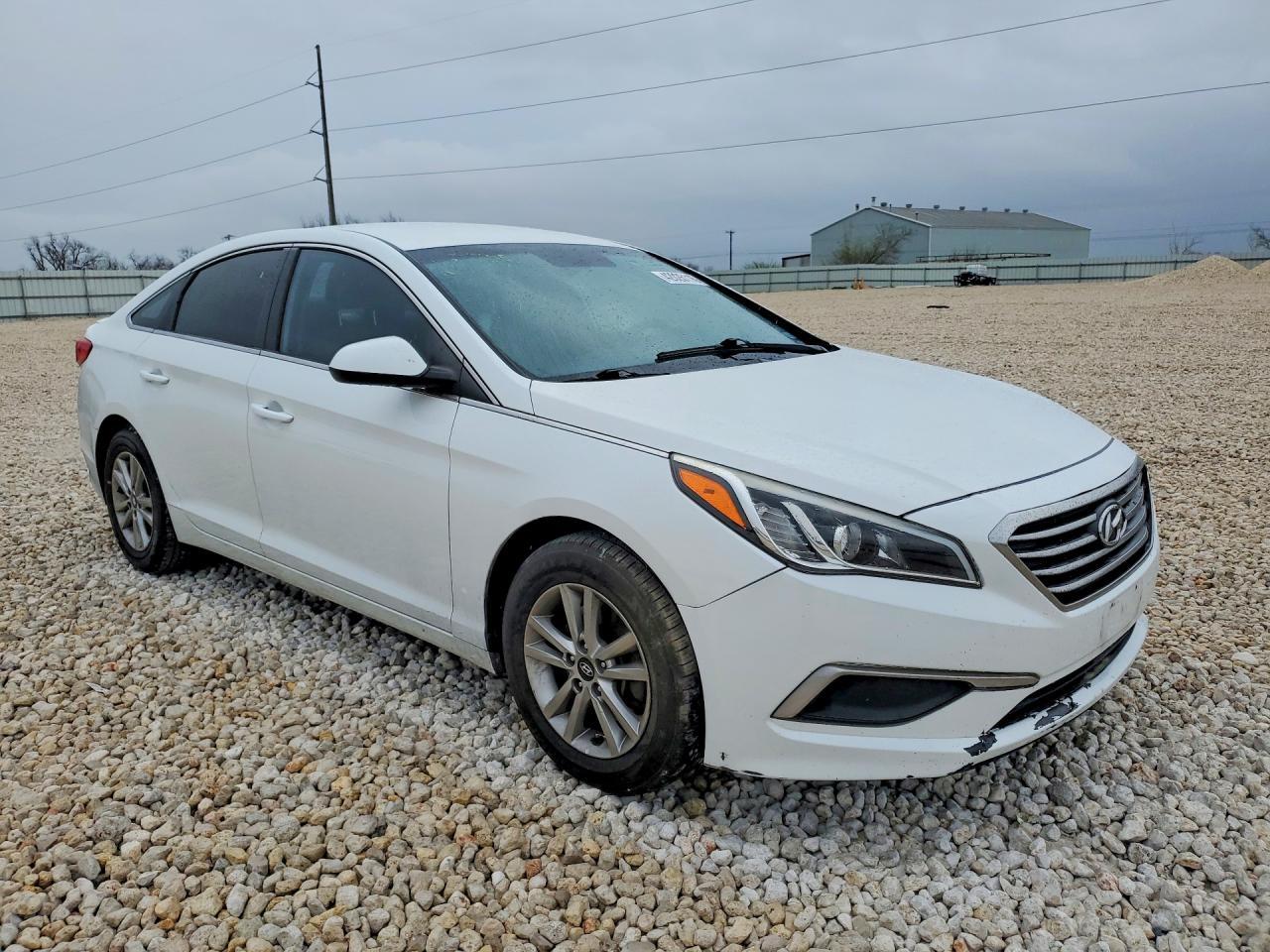 2017 Hyundai Sonata Se - Фото 4