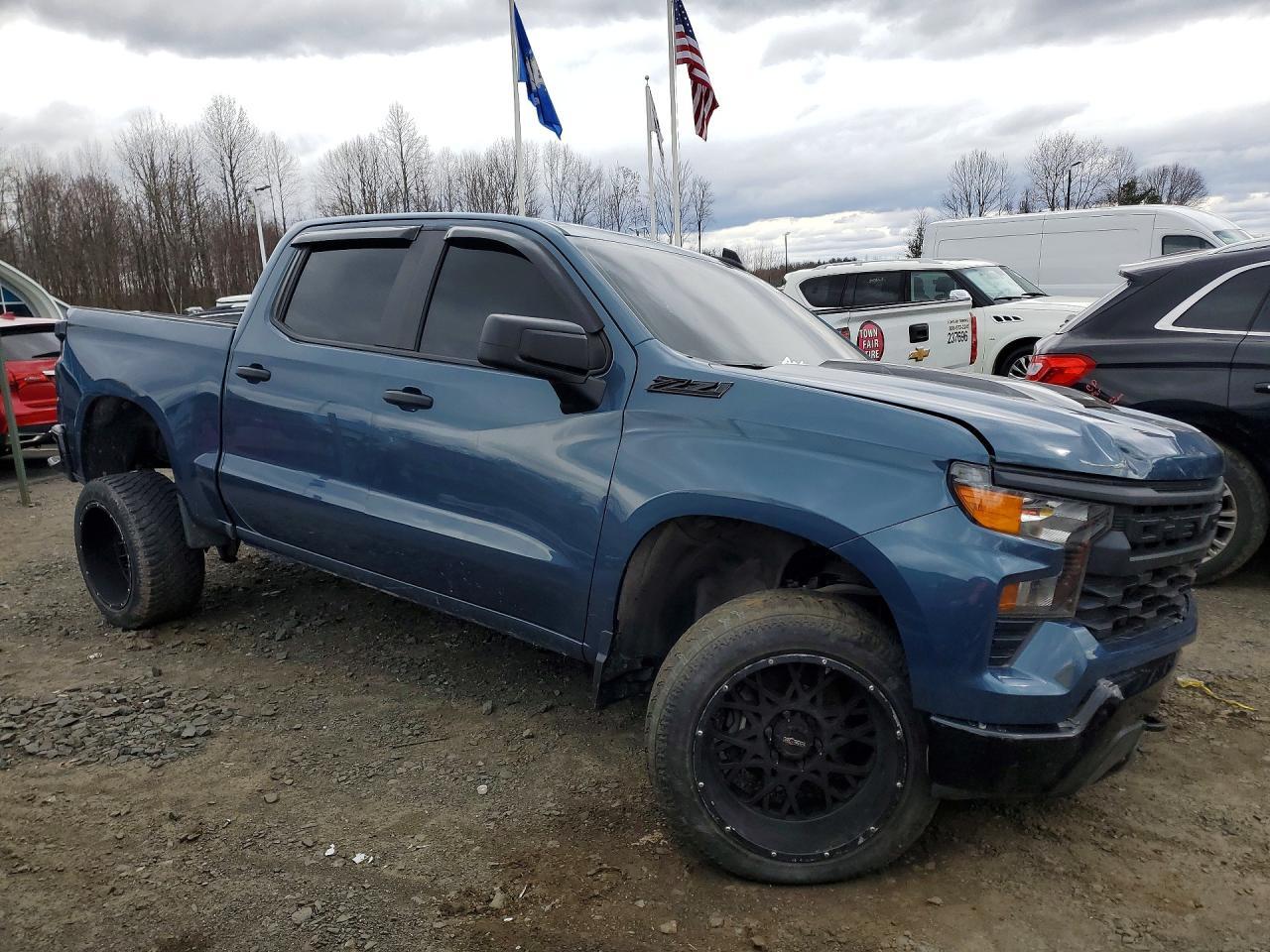 2024 Chevrolet Silverado K1500 Trail Boss Custom - Фото 4