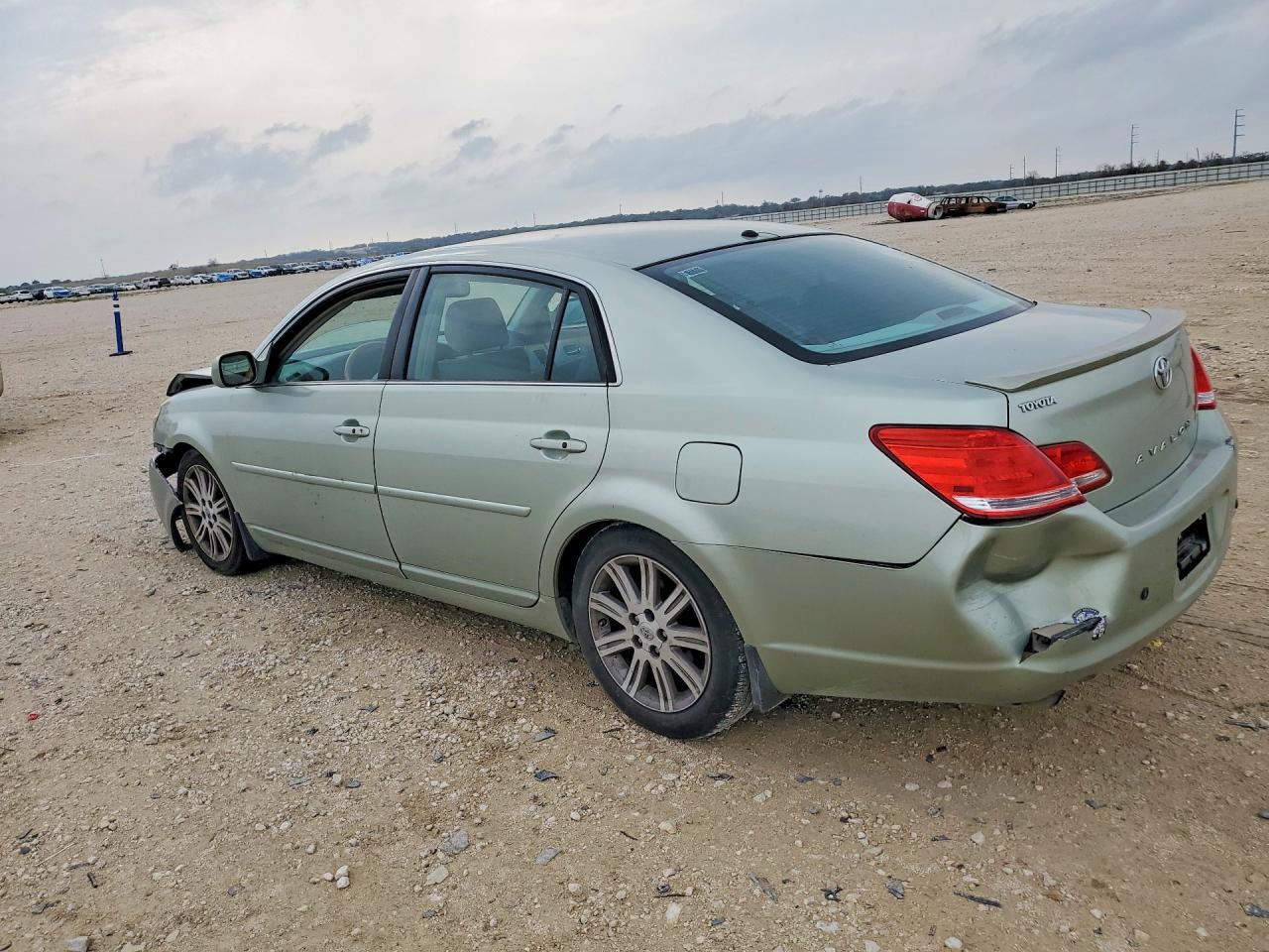2007 Toyota Avalon Limited - Фото 2