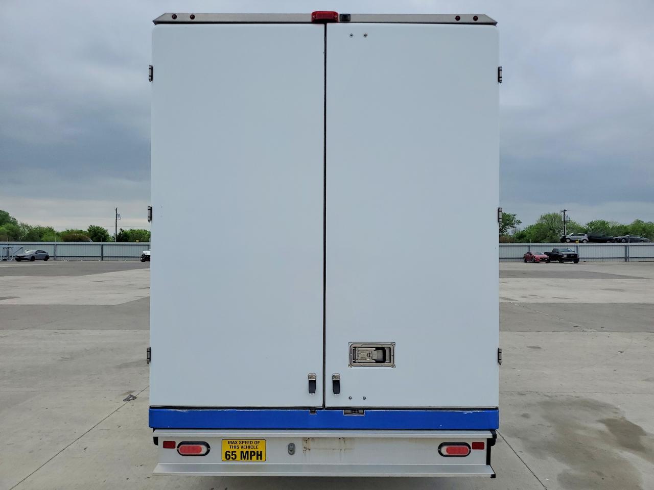 2022 Ford Transit Delivery Truck - Фото 6