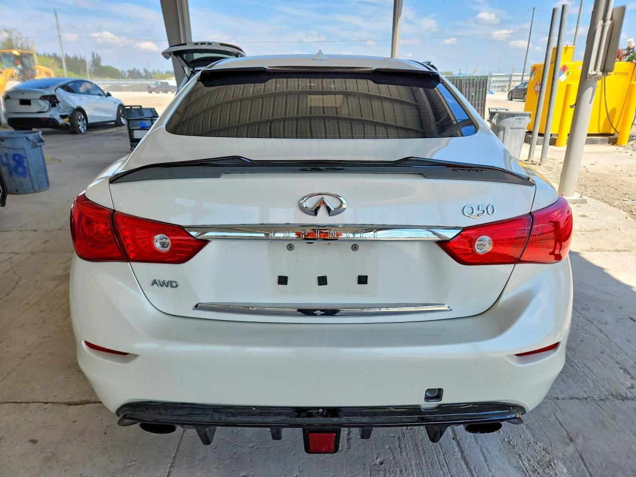 2017 Infiniti Q50 3.0T Premium - Фото 6