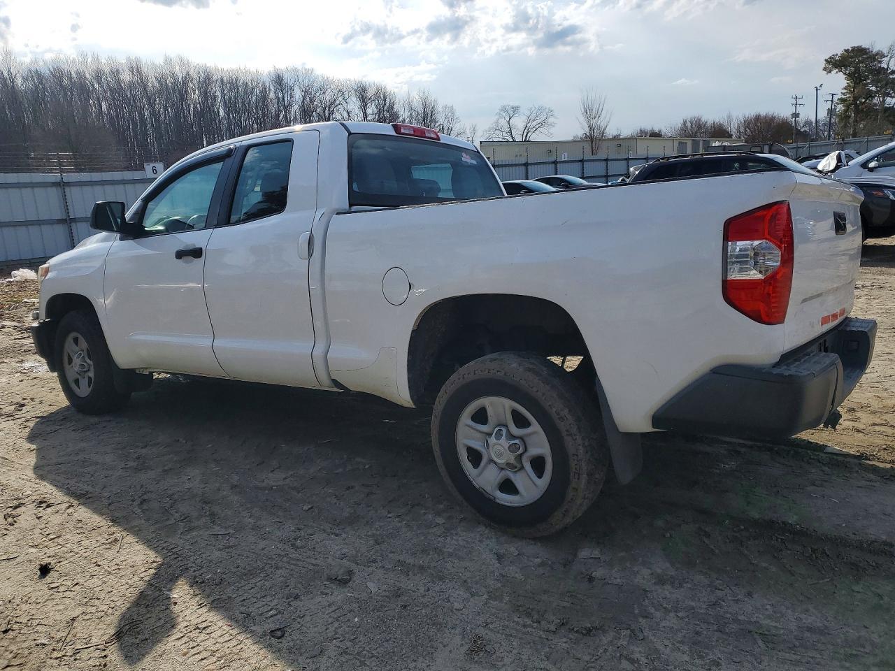 2014 Toyota Tundra Sr - Image 2