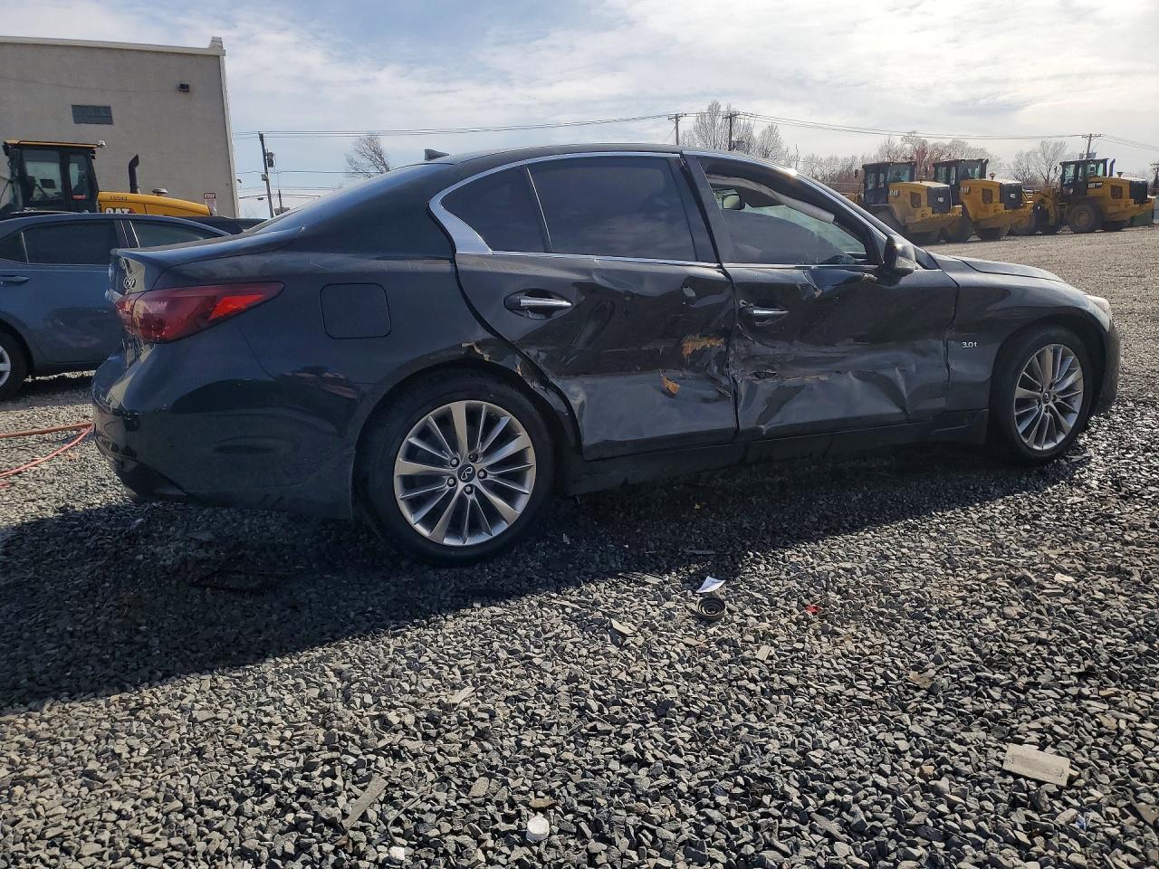 2019 Infiniti Q50 3.0T Luxe - Фото 3