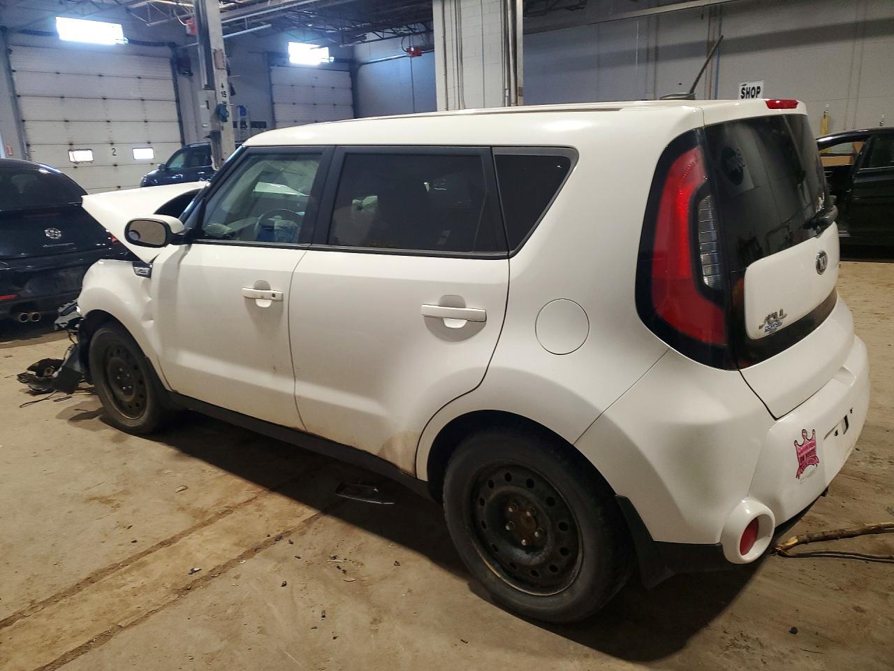 2015 Kia Soul Lx/S/X-Line - Image 2