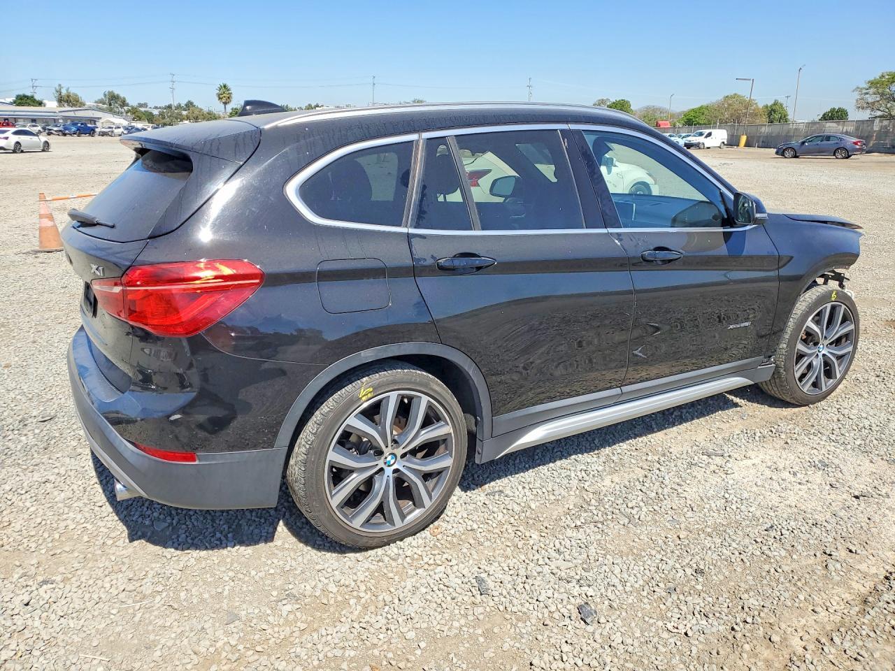 2016 BMW X1 xDrive28I - Image 3