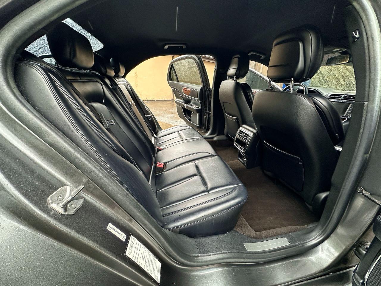 2019 Lincoln Continental - Image 6