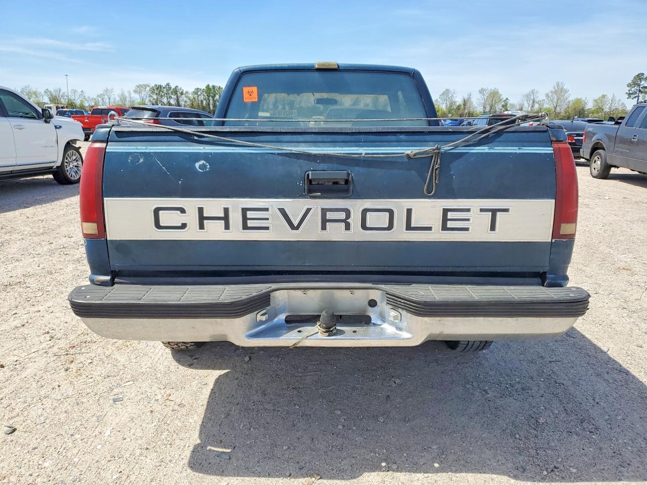 1992 Chevrolet Gmt-400 C1500 - Image 6