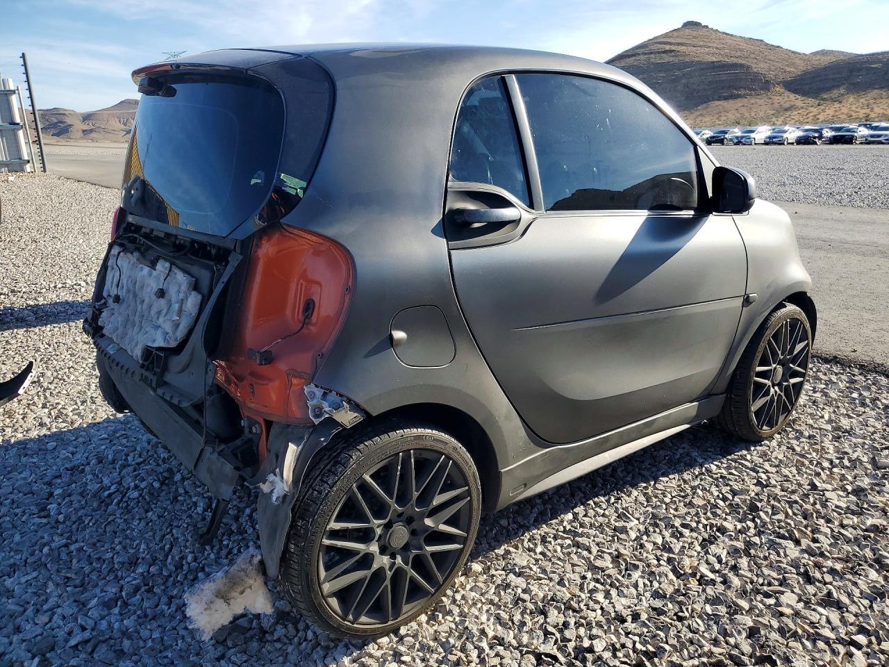 2017 Smart Fortwo - Image 3