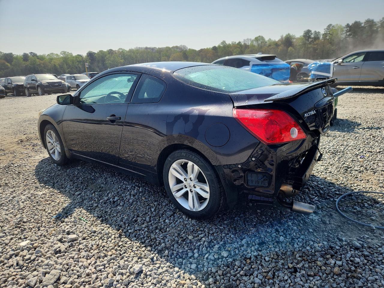 2013 Nissan Altima 2.5 S - Фото 2