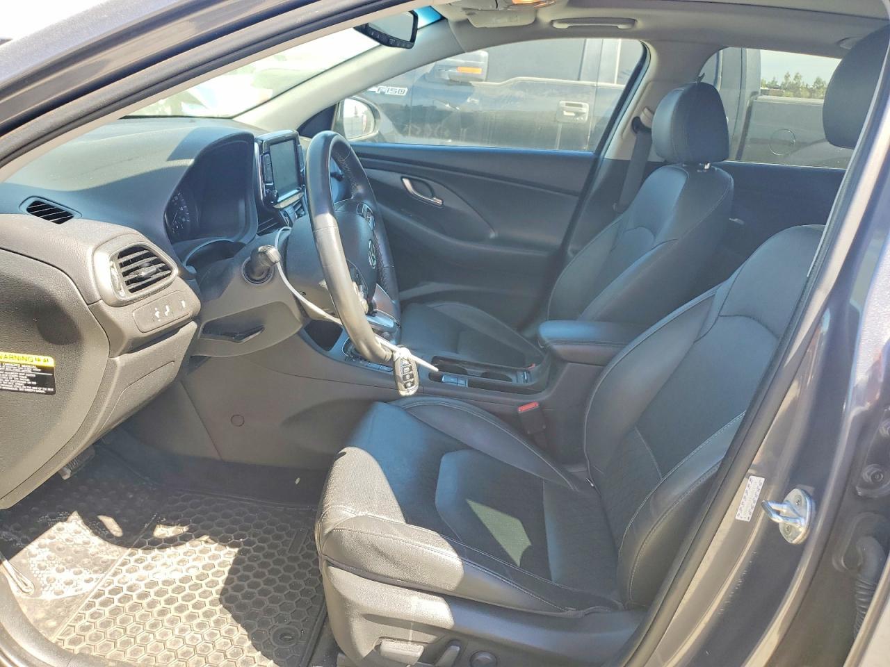 2018 Hyundai Elantra Gt Base - Фото 7