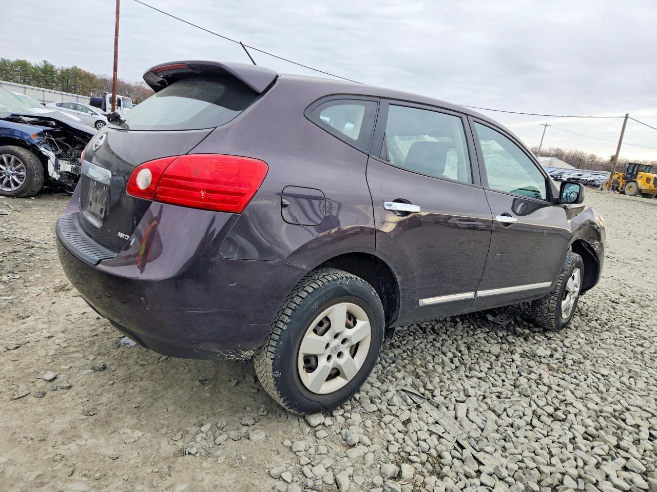 2013 Nissan Rogue S - Фото 3