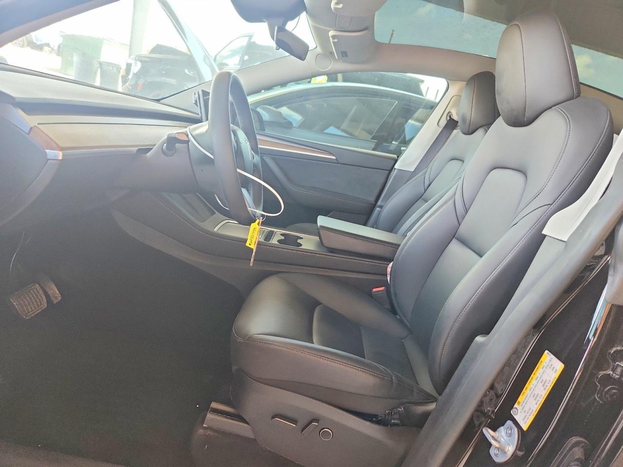 2024 Tesla Model Y - Фото 7