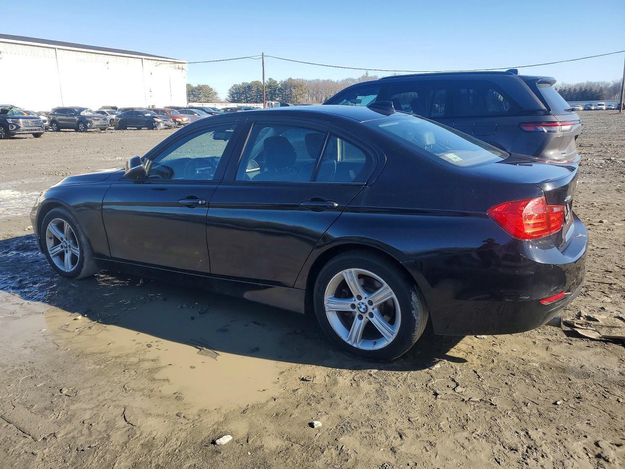 2015 BMW 320 I xDrive - Фото 2