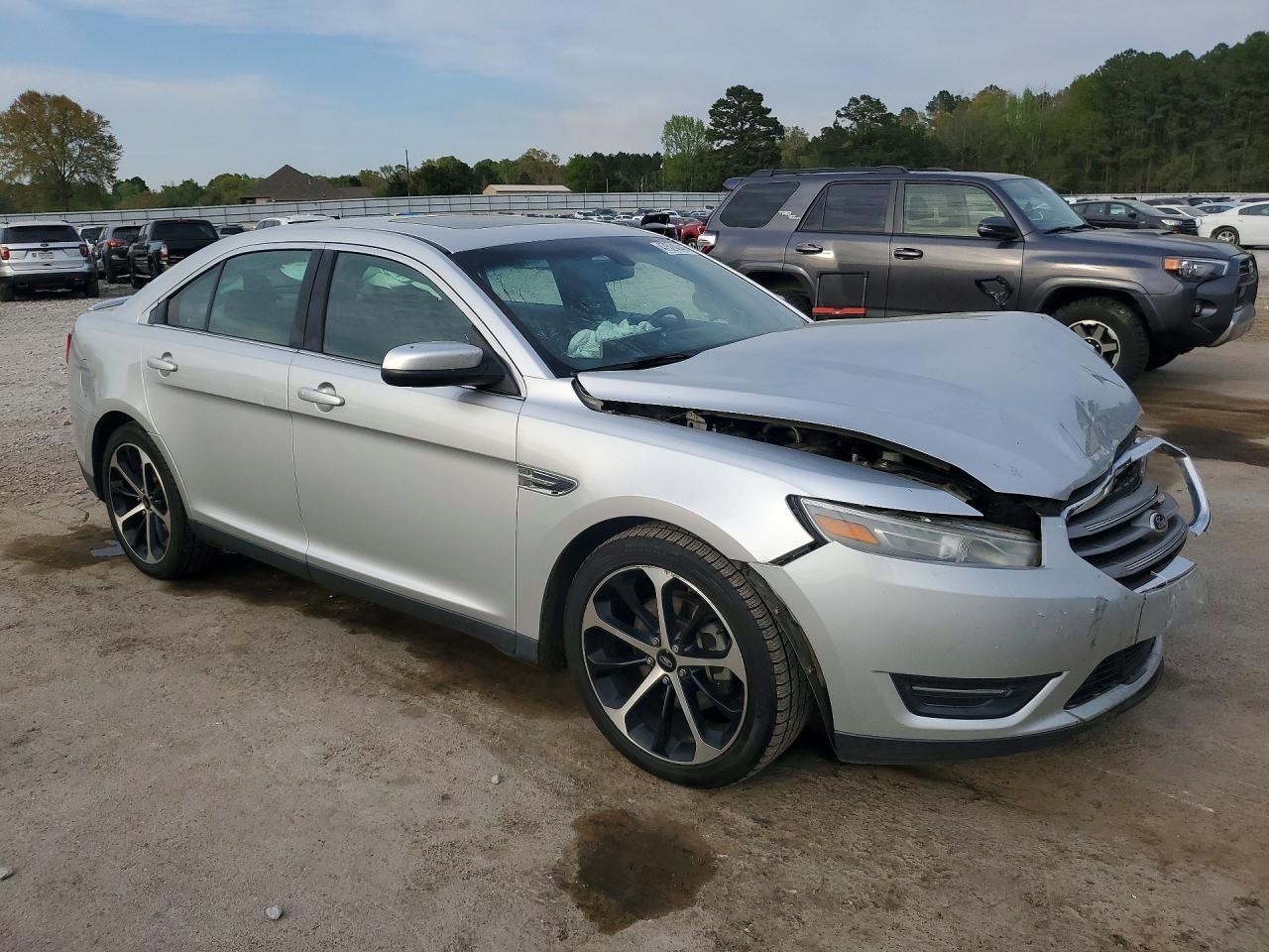 2014 Ford Taurus Sel - Image 4