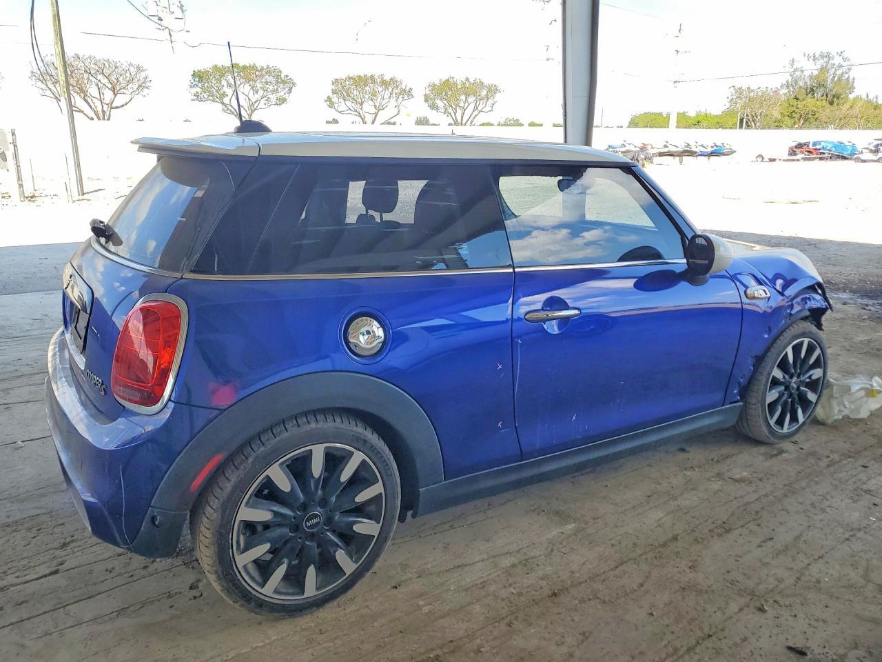2019 Mini Cooper S - Фото 3