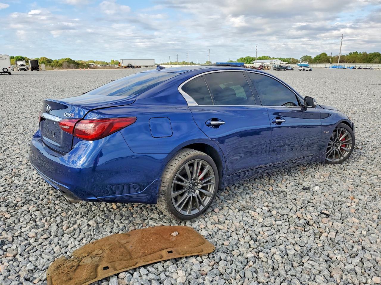 2020 Infiniti Q50 Red Sport 400 - Image 3