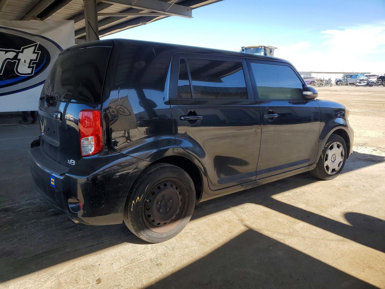 2012 Scion Xb Base - Фото 3