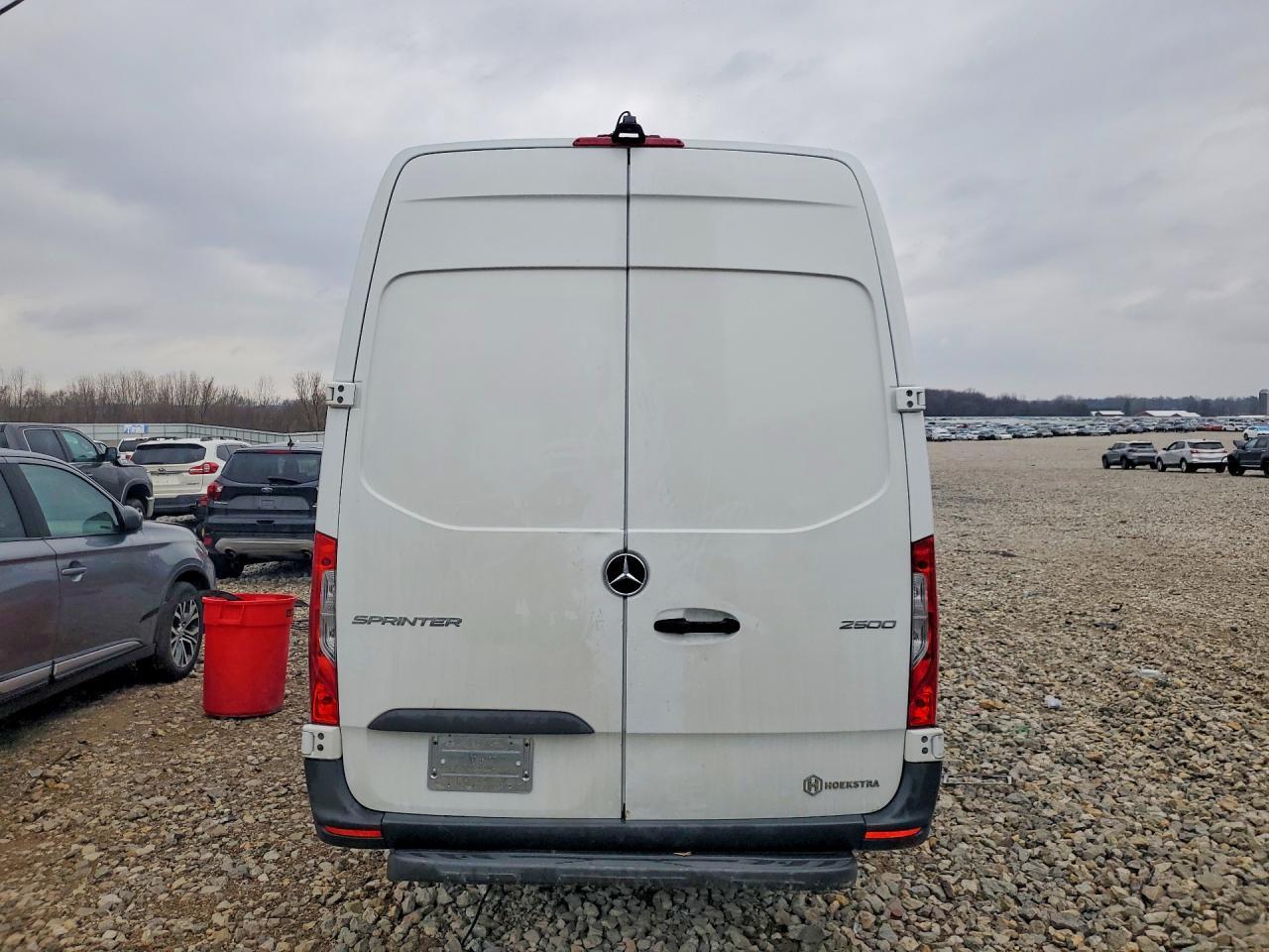 2024 Mercedes Benz Sprinter 2500 Delivery Van - Фото 6