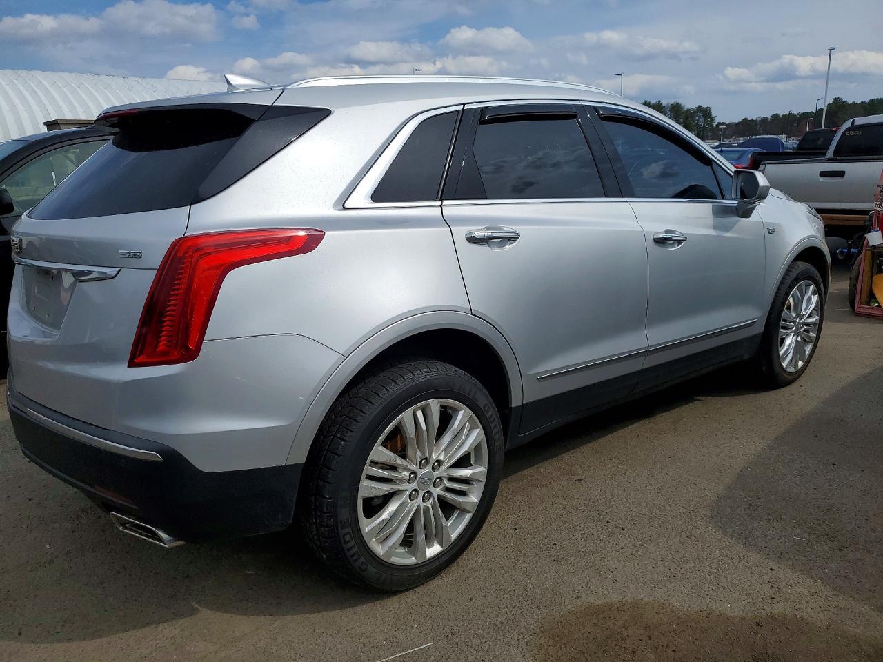 2018 Cadillac Xt5 Premium Luxury - Фото 3