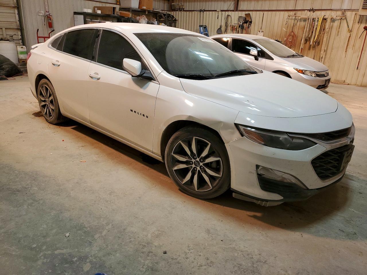 2020 Chevrolet Malibu Rs - Image 4