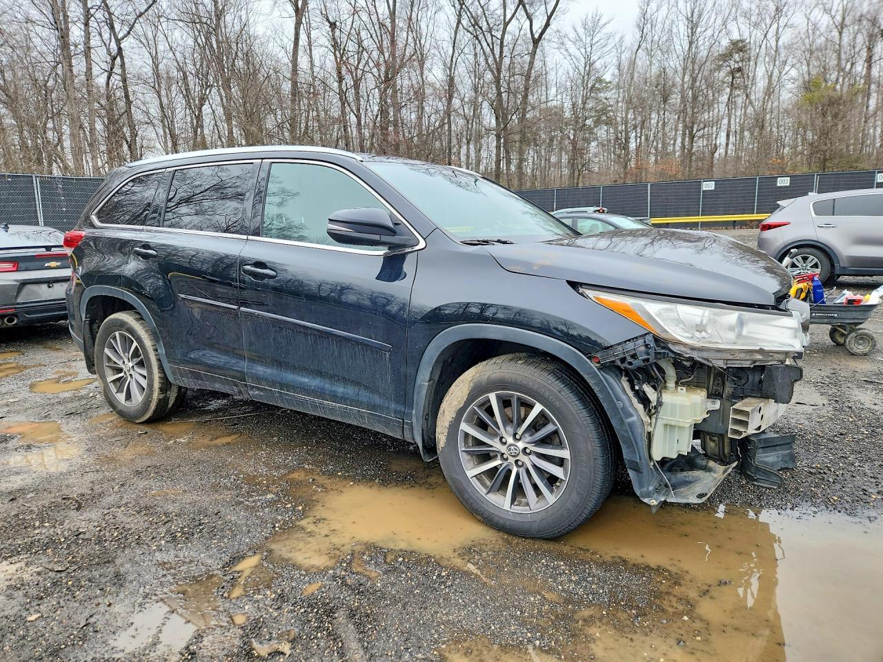 2017 Toyota Highlander Xle - Image 4
