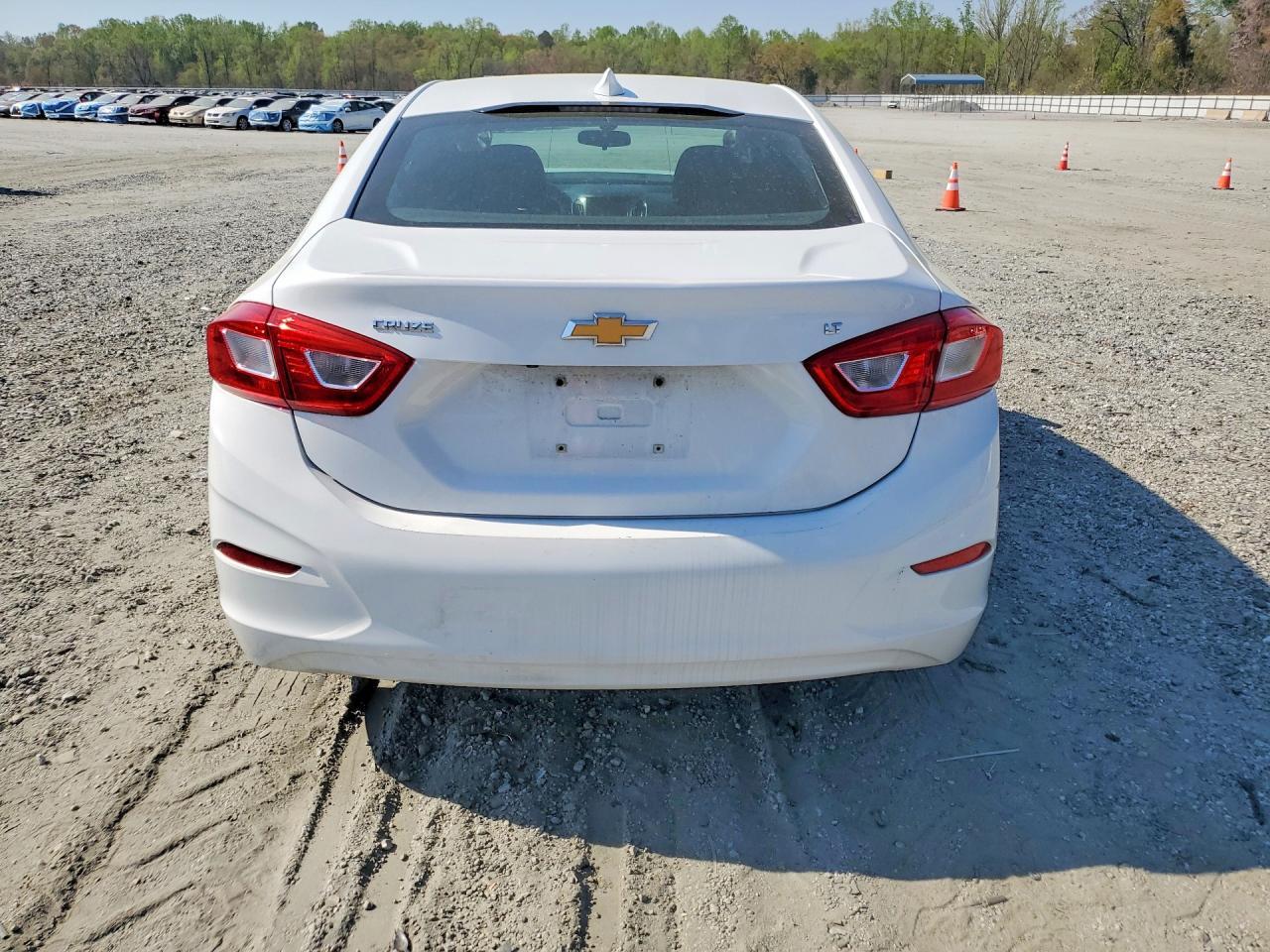 2017 Chevrolet Cruze Lt - Фото 6