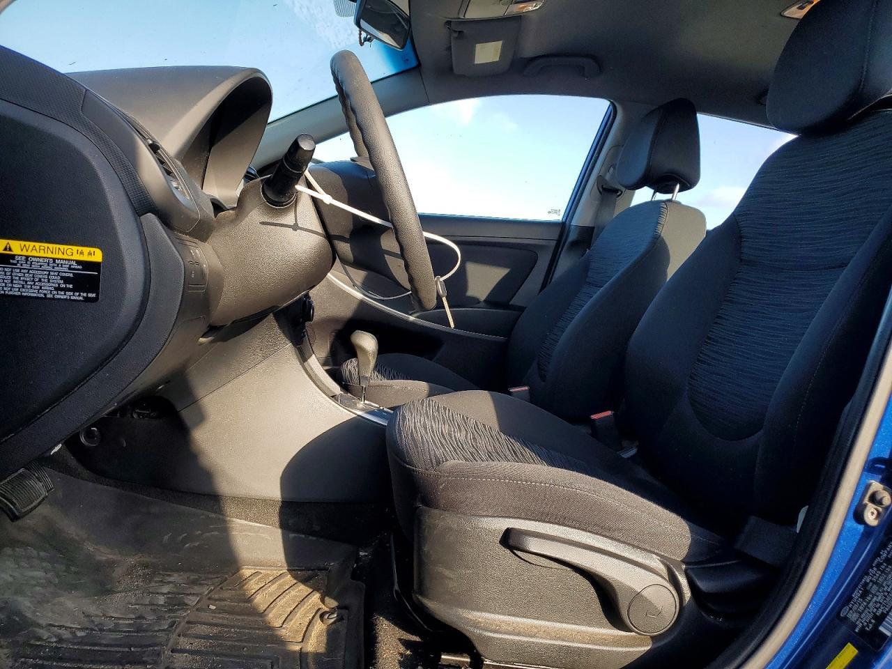 2016 Hyundai Accent Se - Фото 7