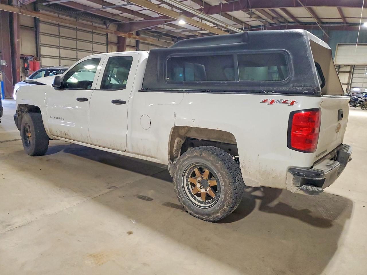 2014 Chevrolet Silverado K1500 - Фото 2