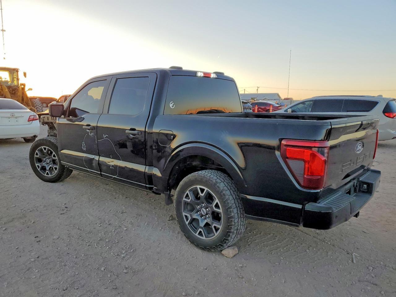 2024 Ford F150 Stx - Фото 2