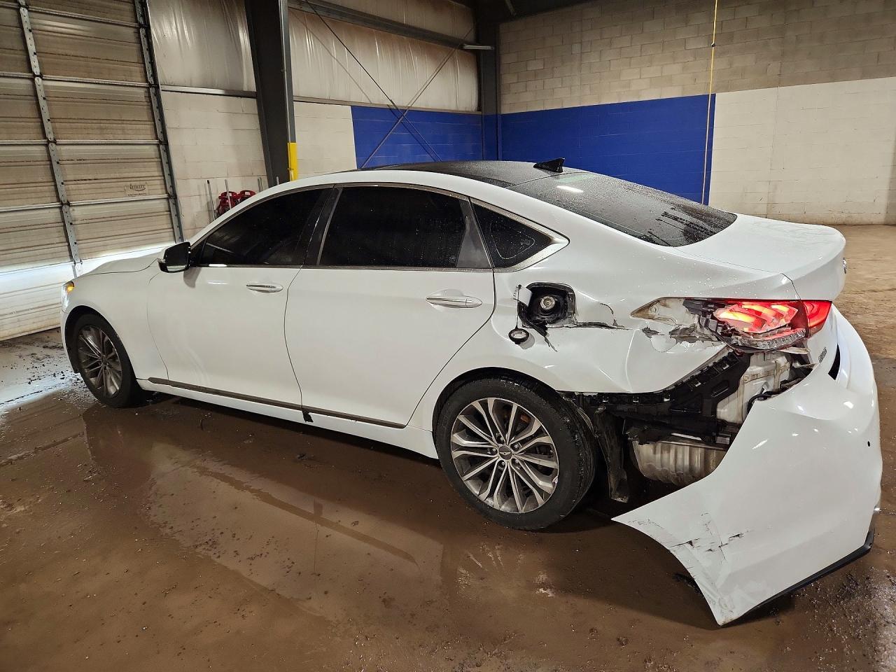 2015 Hyundai Genesis 3.8L - Image 2